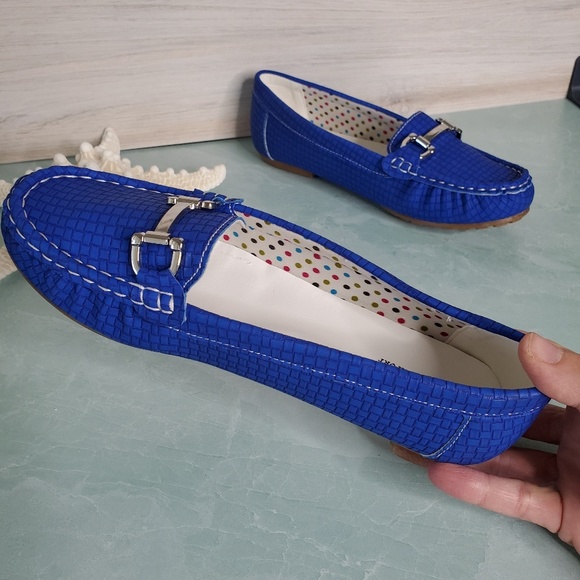 Spicy Footwear Shoes - NEW Slip On Blue Buckle Moccasin